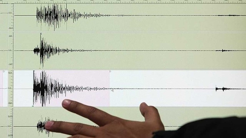 GÜNCEL SON DEPREMLER: Az önce deprem mi oldu? İstanbul'da yeni deprem oldu mu?