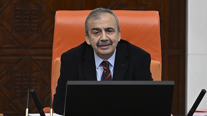 Son Dakika: Sırrı Süreyya Önder hayatını kaybetti