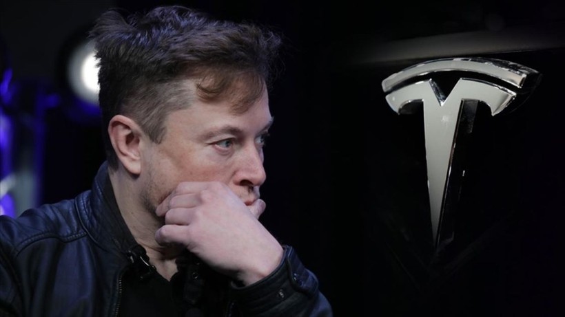 Elon Musk'tan sürpriz karar: Tesla, Memorial Day haftasında Model Y ve Cybertruck üretimini durduracak!
