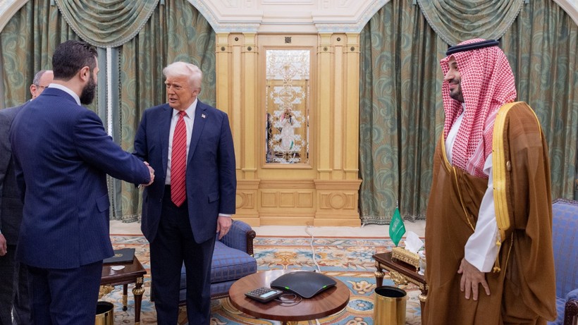 Son dakika: Trump’tan İran mesajı: Teröre desteğini kesmeli ve nükleer silah hedefinden vazgeçmeli