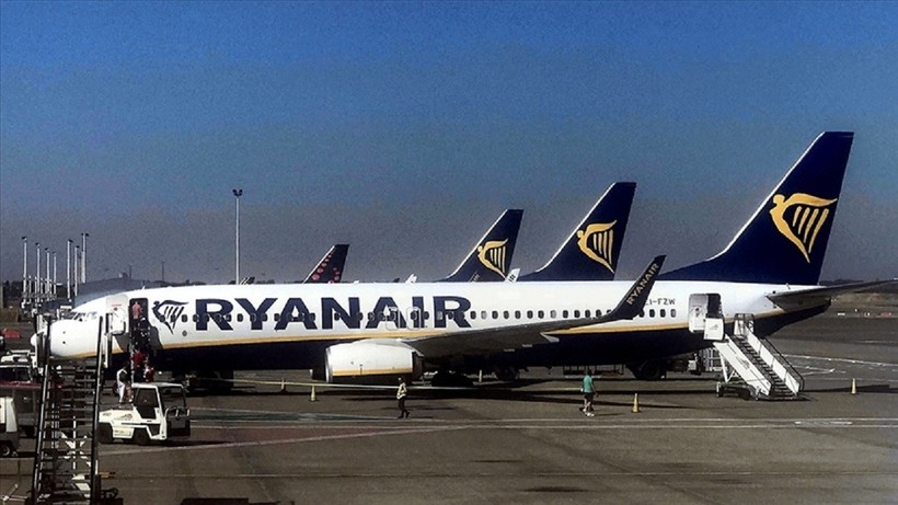Ryanair'in kârı düştü! Düşük biletli fiyatlar etkili oldu