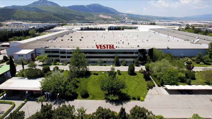 Zorlu CEO'su iddiaları doğruladı: Vestel 2 bin kişiyi işten çıkarıyor