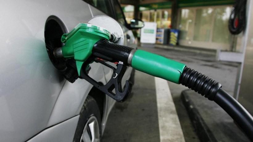 Motorine zam geliyor! Fiyatlar 50 lirayı aşacak: Ankara, İzmir ve İstanbul'da akaryakıt fiyatları ne kadar?