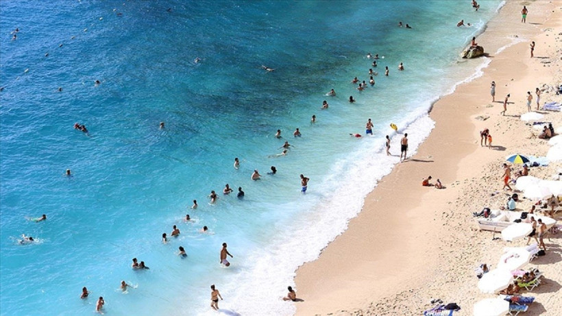 İndirimli fiyat turiste pahalı, yerliye fırsat oldu