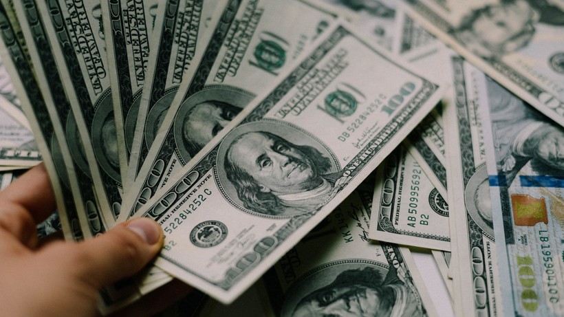 ABD'li banka Morgan Stanley, dolarda yüzde 9 düşüş beklediğini açıkladı