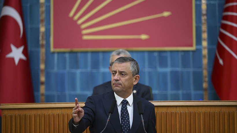 CHP Genel Başkanı Özgür Özel: Emekliye gerçekçi zam, asgari ücrete ara artış şart