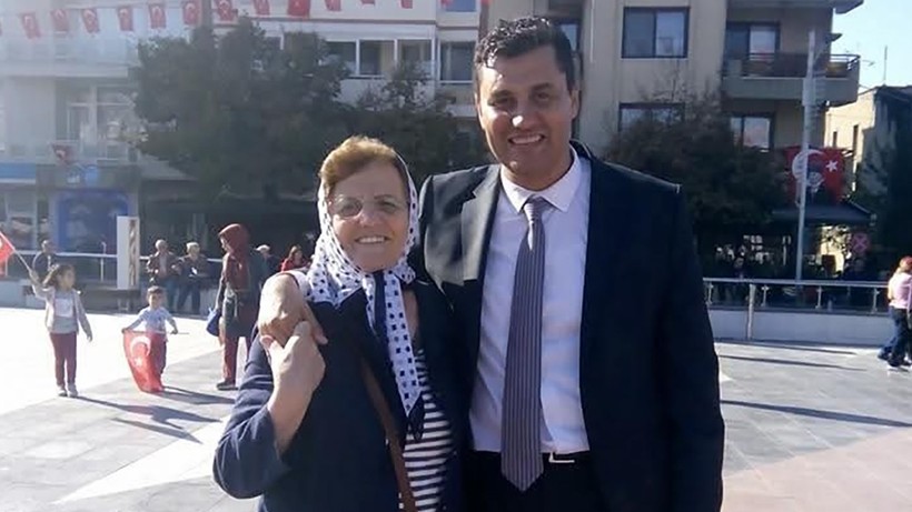 Manisa Büyükşehir Belediye Başkanı Ferdi Zeyrek'in annesi tedavi altına alındı