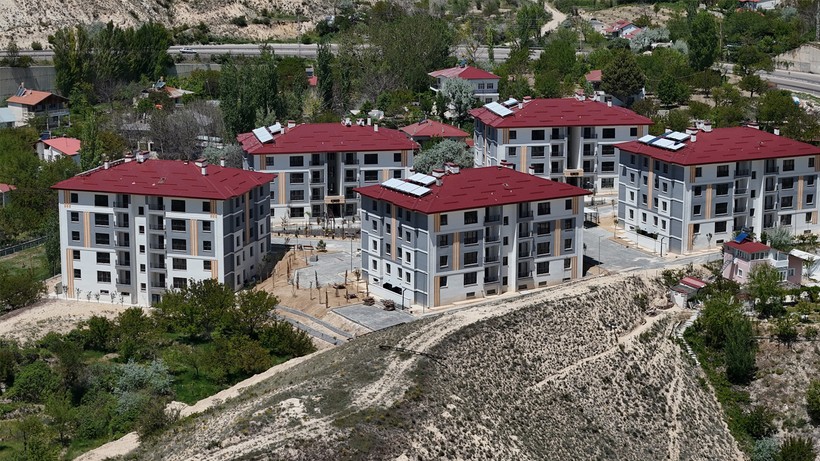 Sivas Gürün'de deprem konutları tamamlanıyor