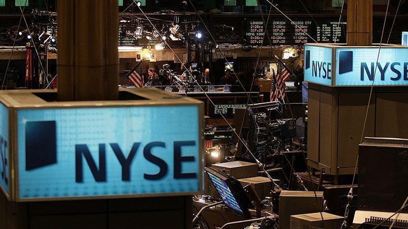 New York borsası güne karışık seyirle başladı.