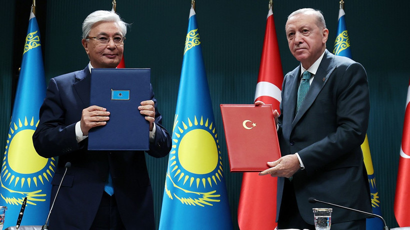 Türkiye ile Kazakistan arasında 20 anlaşma imzalandı