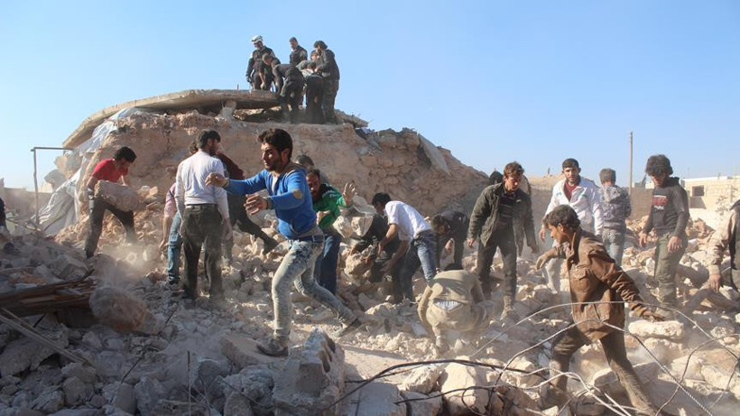 Halep'te yerleşim yerlerine saldırı: 46 ölü, 325 yaralı