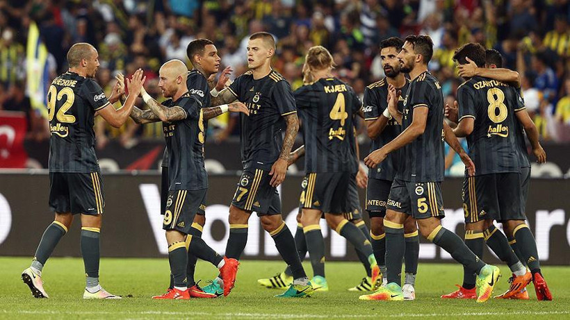 Fenerbahçe'nin Avrupa Ligi kadrosu belli oldu