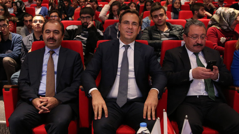 "TÜSİAD Bu Gençlikte İŞ Var!" Projesi