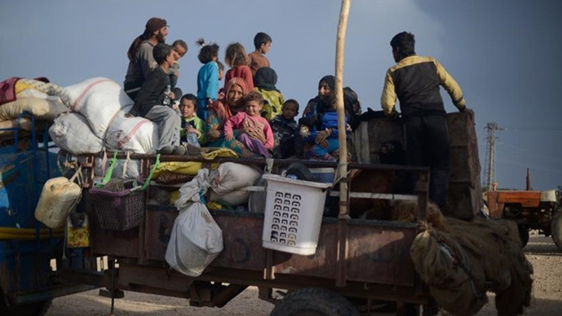 Rakka ve Deyrizor'dan 370 bin sivil göç etti