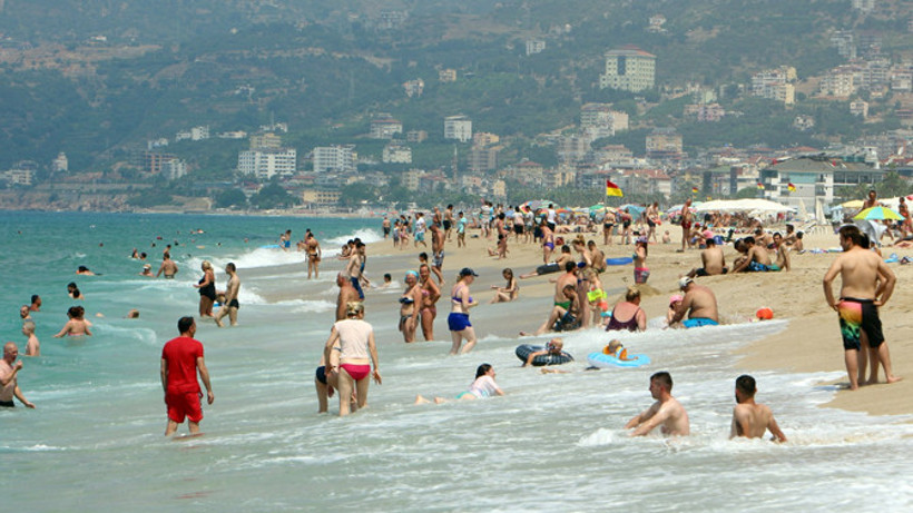 Antalya yılı 4 milyon Rus turistle kapatmak istiyor
