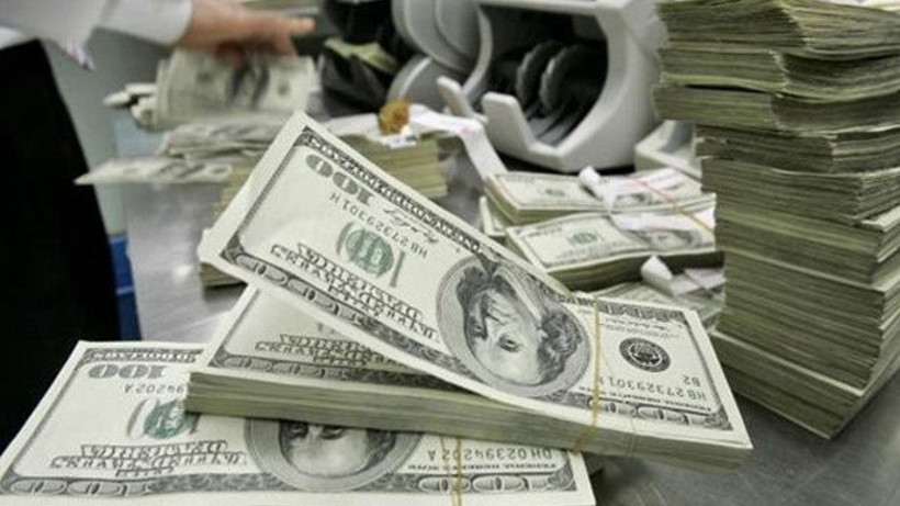 Serbest piyasada dolar 3,4840 seviyesinde