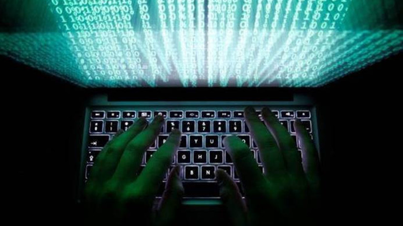 Avril Lavigne internetin en tehlikeli ünlüsü