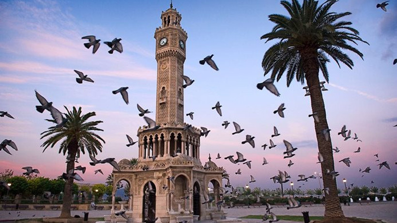 İzmir turizmi yüzde 12 büyüdü