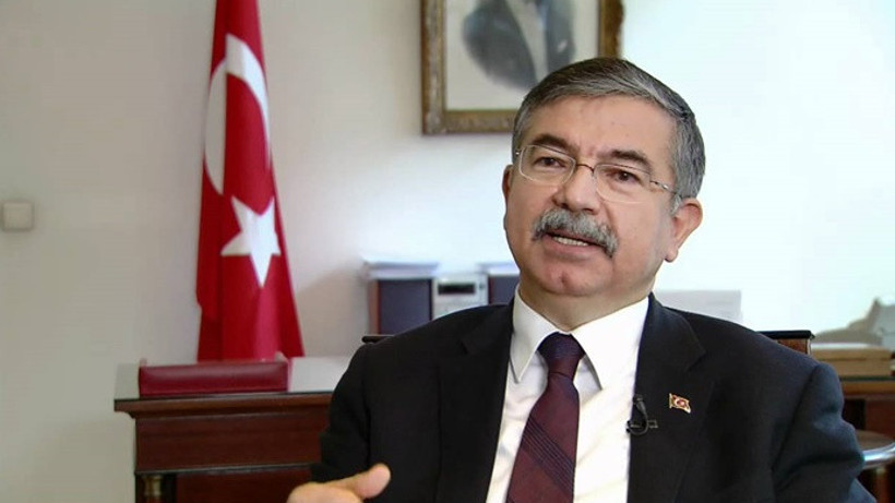 "Bütün müfredat yenilenecek"
