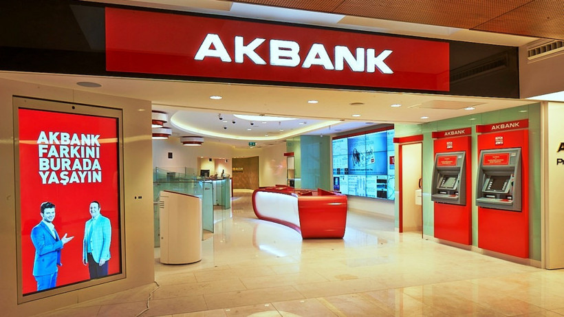 Akbank alacaklarını sattı