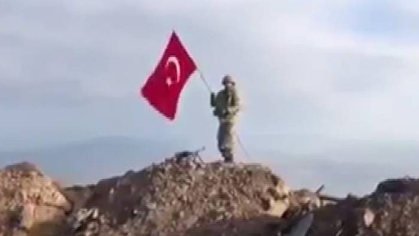 Darmık Dağı'na Türk bayrağı dikildi