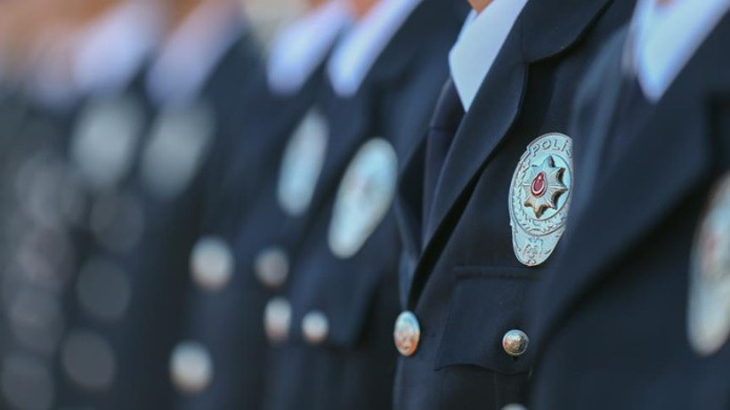 Polislerin çalışma saatlerine düzenleme