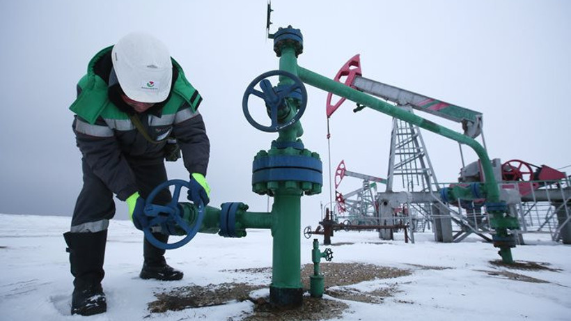 Petrol fiyatları, ABD'de azalan stok ve üretimden destek buldu