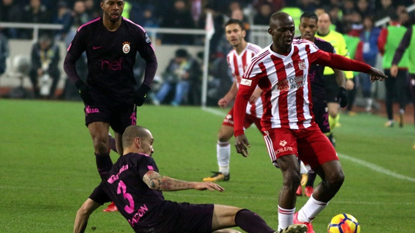 Galatasaray, Sivas'ta 3 puan bıraktı