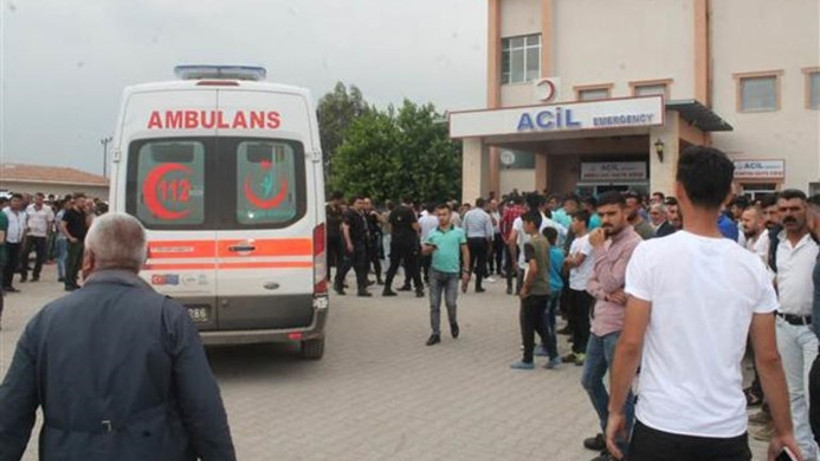 Öğrencilerin üzerine yıldırım düştü: 12 yaralı