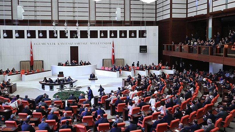 Terörle mücadele düzenlemesinin dört maddesi kabul edildi