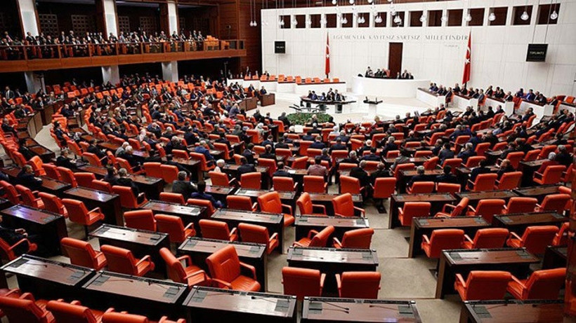 Yeni kabinede yer alan 4 vekil istifa edecek