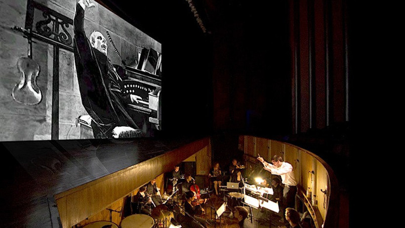 "Opera'daki Hayalet"i Berklee Sessiz Film Orkestrası canlandıracak