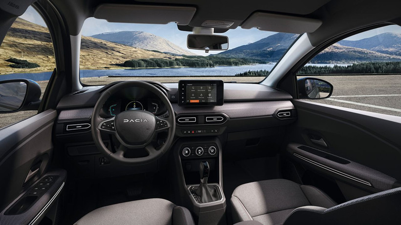 Dacia Jogger hibrit ve otomatik seçeneğiyle geliyor - Resim: 3