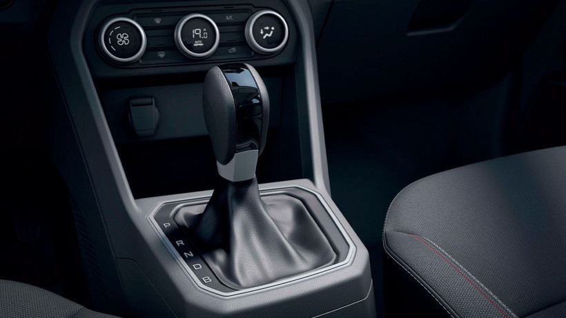 Dacia Jogger hibrit ve otomatik seçeneğiyle geliyor - Resim: 5