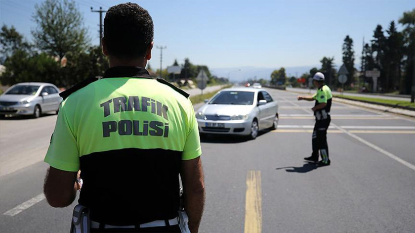 Sürücülerin sol şerit ihlali cezasız kalmadı - Resim: 2