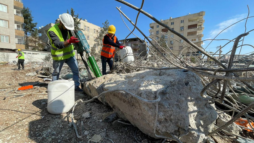 Savcılık harekete geçti: Yıkılan binalardan örnek alındı - Resim: 8