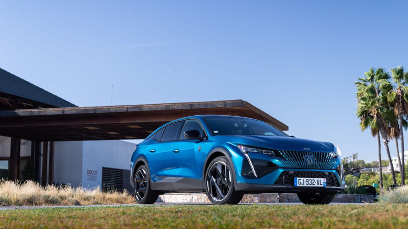 Peugeot 408 satışa çıktı: İşte fiyatı ve özellikleri - Resim: 7