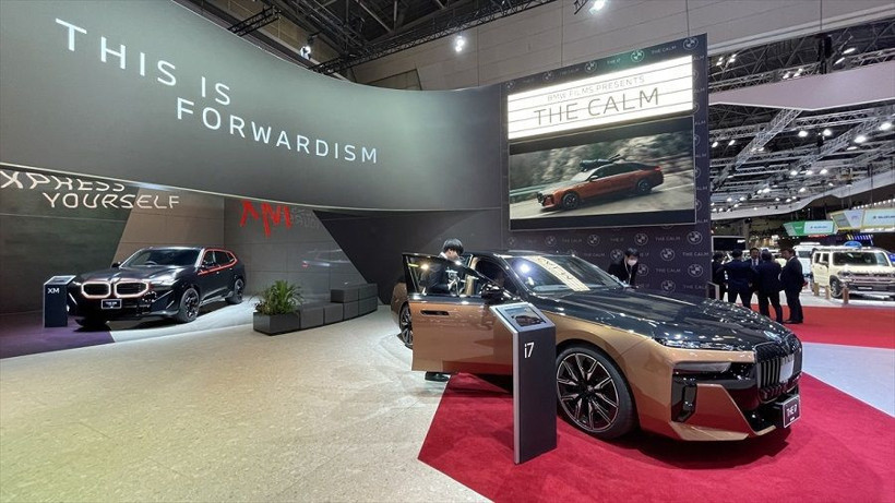 Yeni nesil araçlar, uçan arabalar ve robotlar görücüye çıktı - Resim: 34