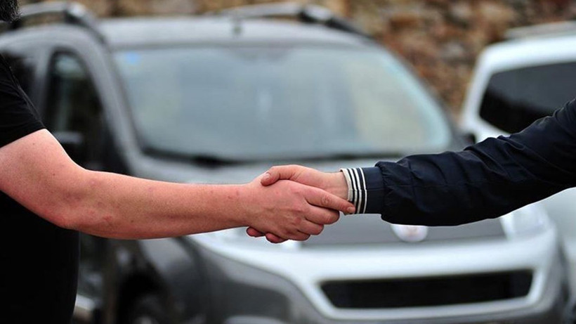 sahibinden.com: İkinci el otomobil piyasasında talep artarken fiyatlar düşmeye devam ediyor - Resim: 1