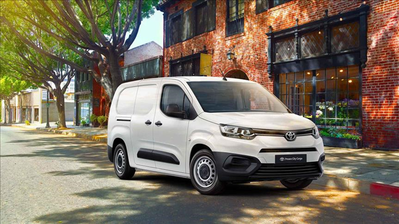 2025'e yeni arabayla girmek isteyenlere özel kampanya! Toyota'nın hangi 6 modeli indirim kapsamında? - Resim: 2