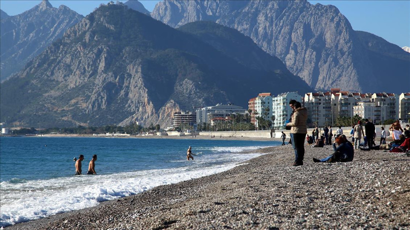 'Akdeniz'in İncisi' Antalya'dan turizmde tarihi başarı: Dünyanın en çok ziyaret edilen 6. şehri oldu - Resim : 1