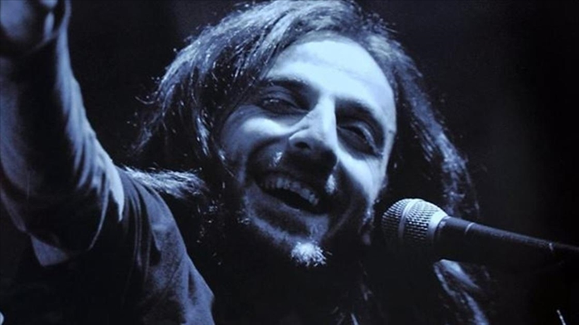 Karadeniz'in hırçın ve içli sesi sustu! 'Kuzeyin Oğlu' Volkan Konak'a son veda.... - Resim: 5