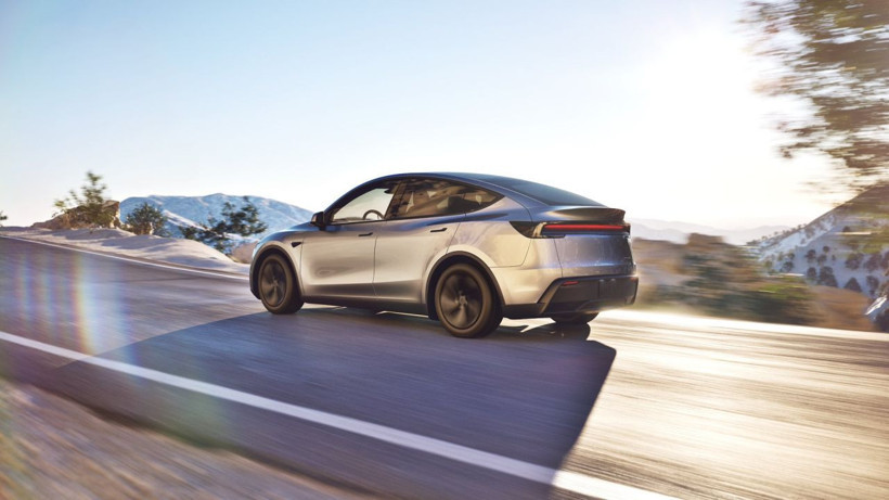 Tesla Model Y'nin en ucuz aracı satışa çıktı! İşte fiyatı ve özellikleri - Resim: 2