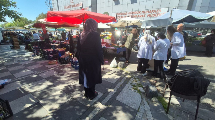 Pazarda 'kilo kontrolü' uygulaması! Tartıyı görenler gözlerine inanamadı - Resim: 5