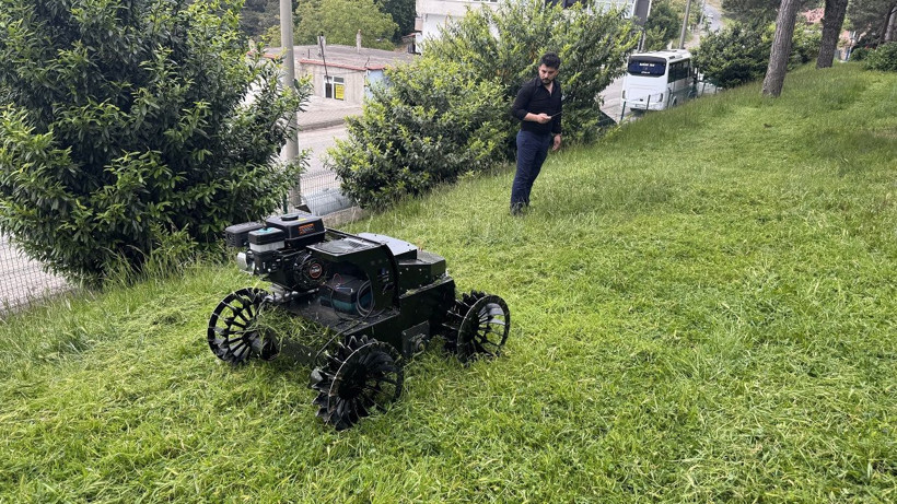 Yüksek mühendisin buluşu: Uzaktan kumandalı tırpan makinesi geliştirildi - Resim: 5
