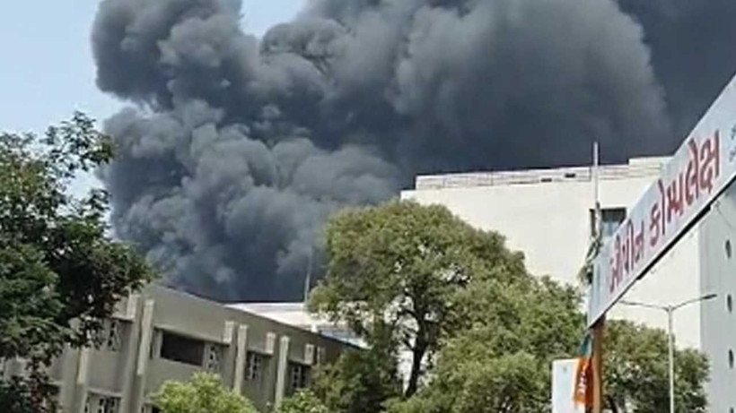 Hindistan uçağı neden düştü, kaç kişi öldü? - Resim: 1