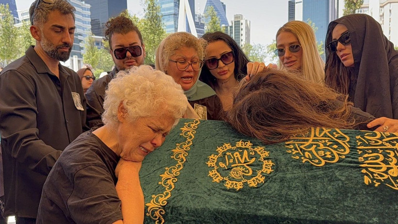 Nihal Candan’a veda: Gözyaşlarıyla son yolculuğuna uğurlandı - Resim: 3