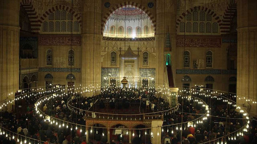 2025 MEVLİD KANDİLİ TARİHİ: Mevlid Kandili ne zaman? - Resim: 1