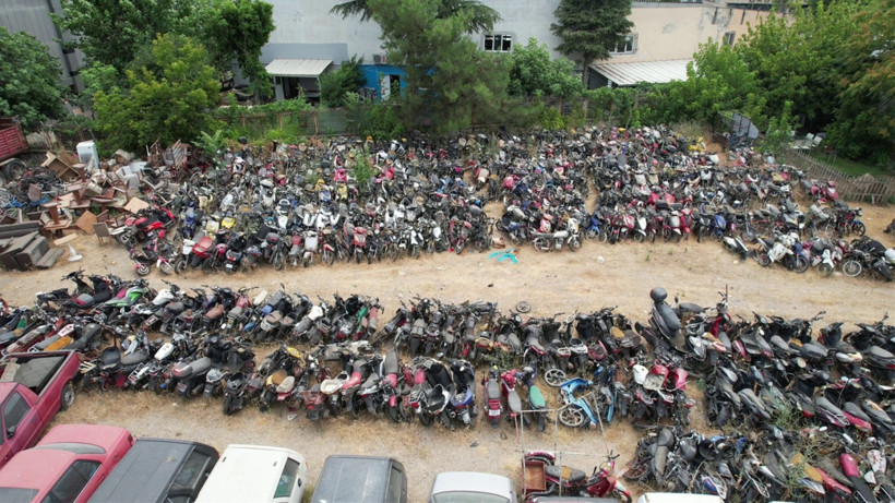 Yeni düzenleme yürürlükte: Yediemin otoparklarında bekleyen araçlar 6 ay içinde alınmazsa satılacak - Resim : 3