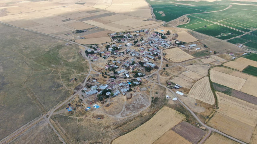 Kiliseye ‘satılık’ tabelası: Geçen yıl 16 milyon istiyorlardı, bu yıl 100 milyona çıktı - Resim: 1